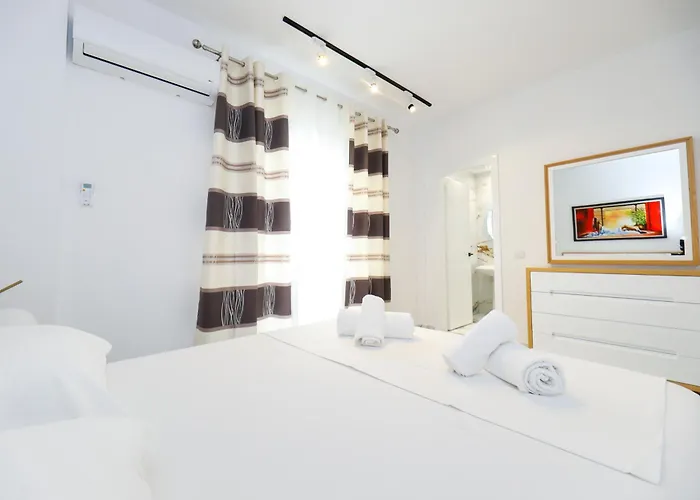 Tesi Apartment *